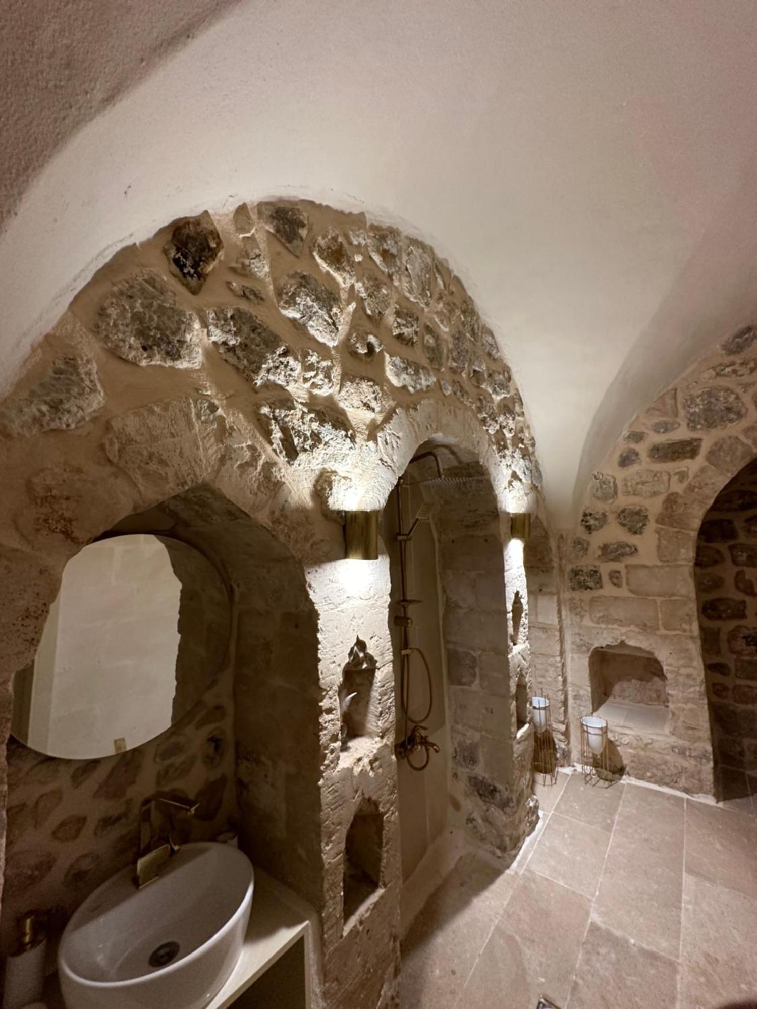 Miri Cave Suite Mardin Exterior photo