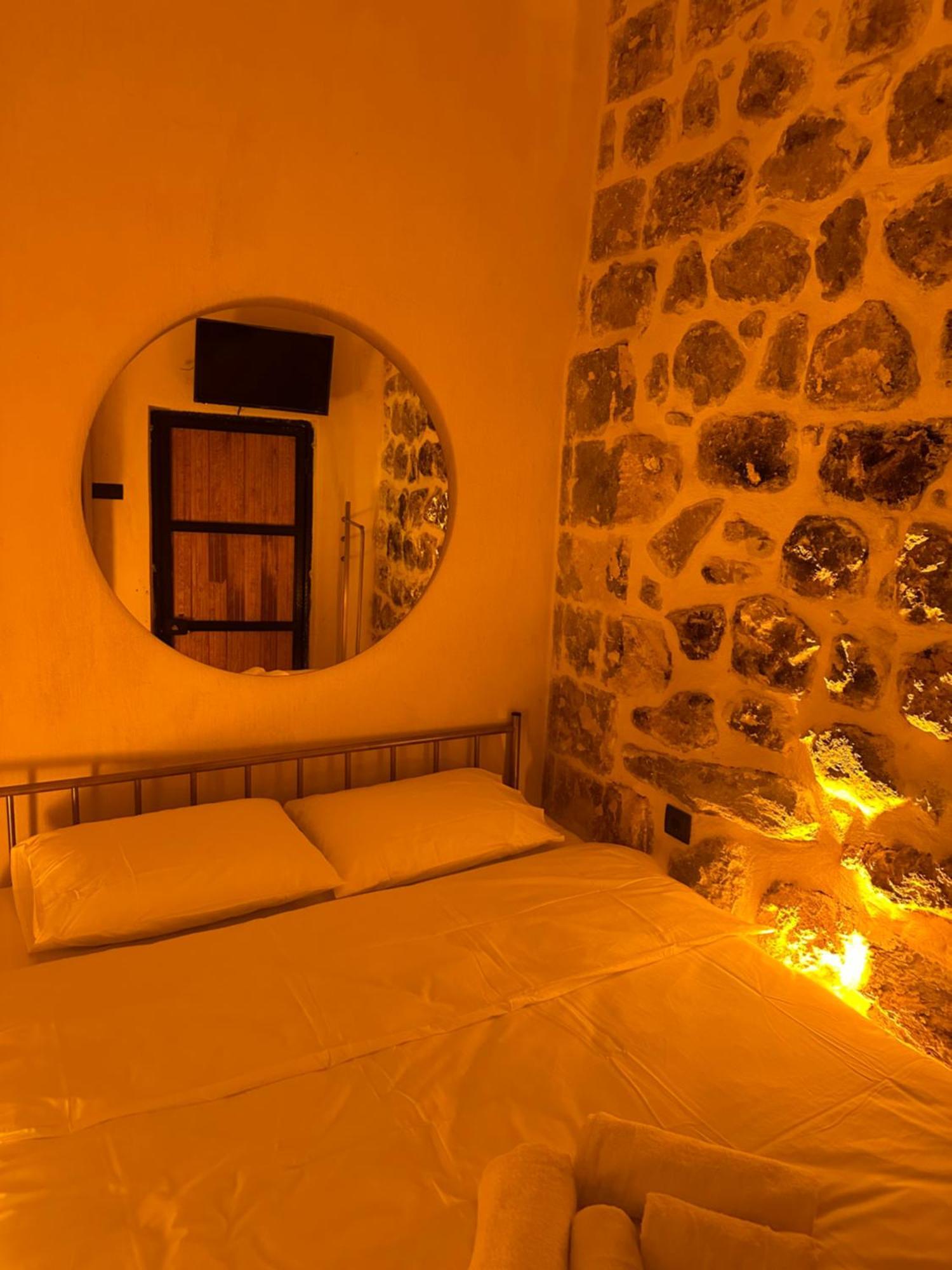 Miri Cave Suite Mardin Exterior photo